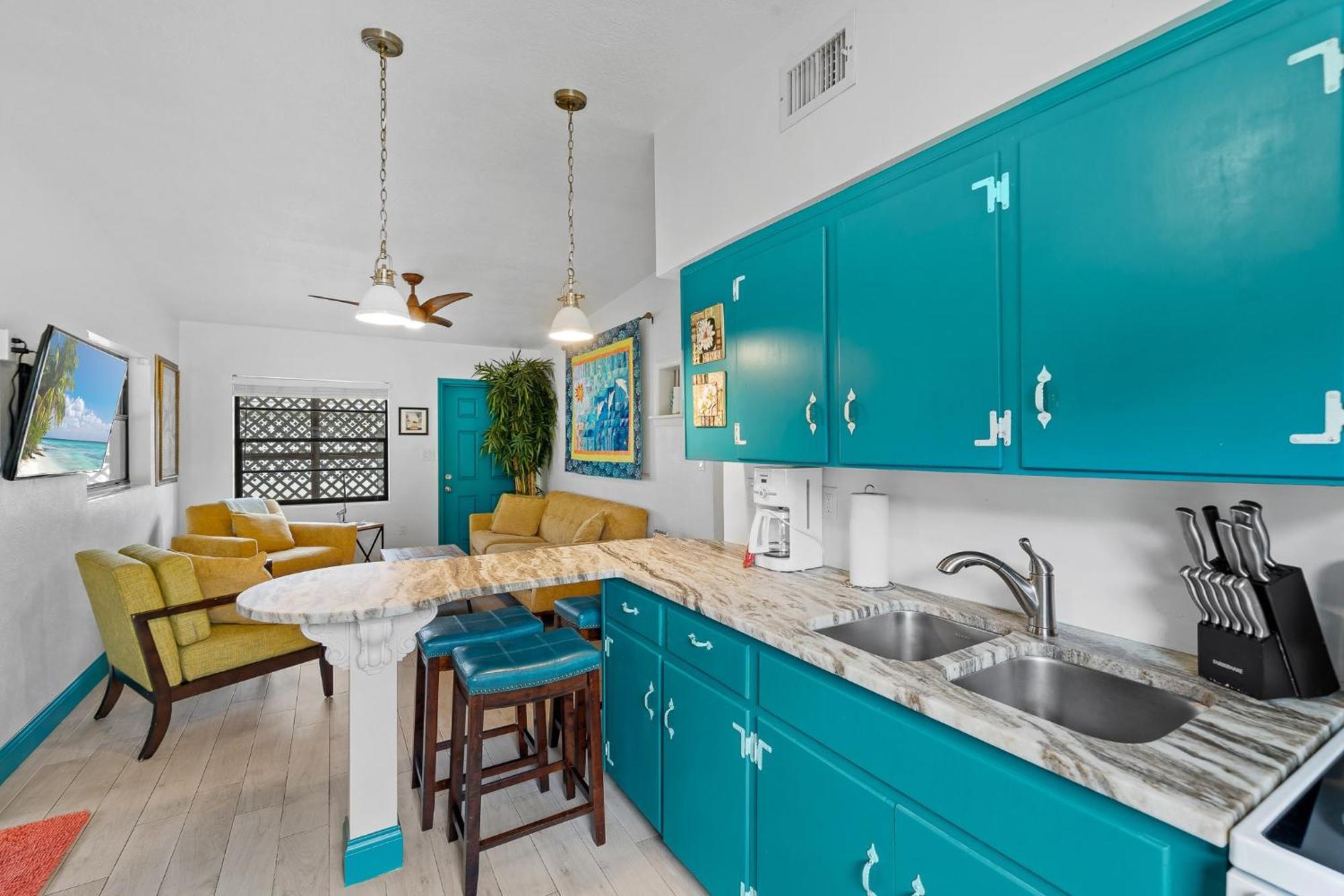 Uptown Cottage - Walk To The Beach And Restaurants Cocoa Beach Exteriör bild