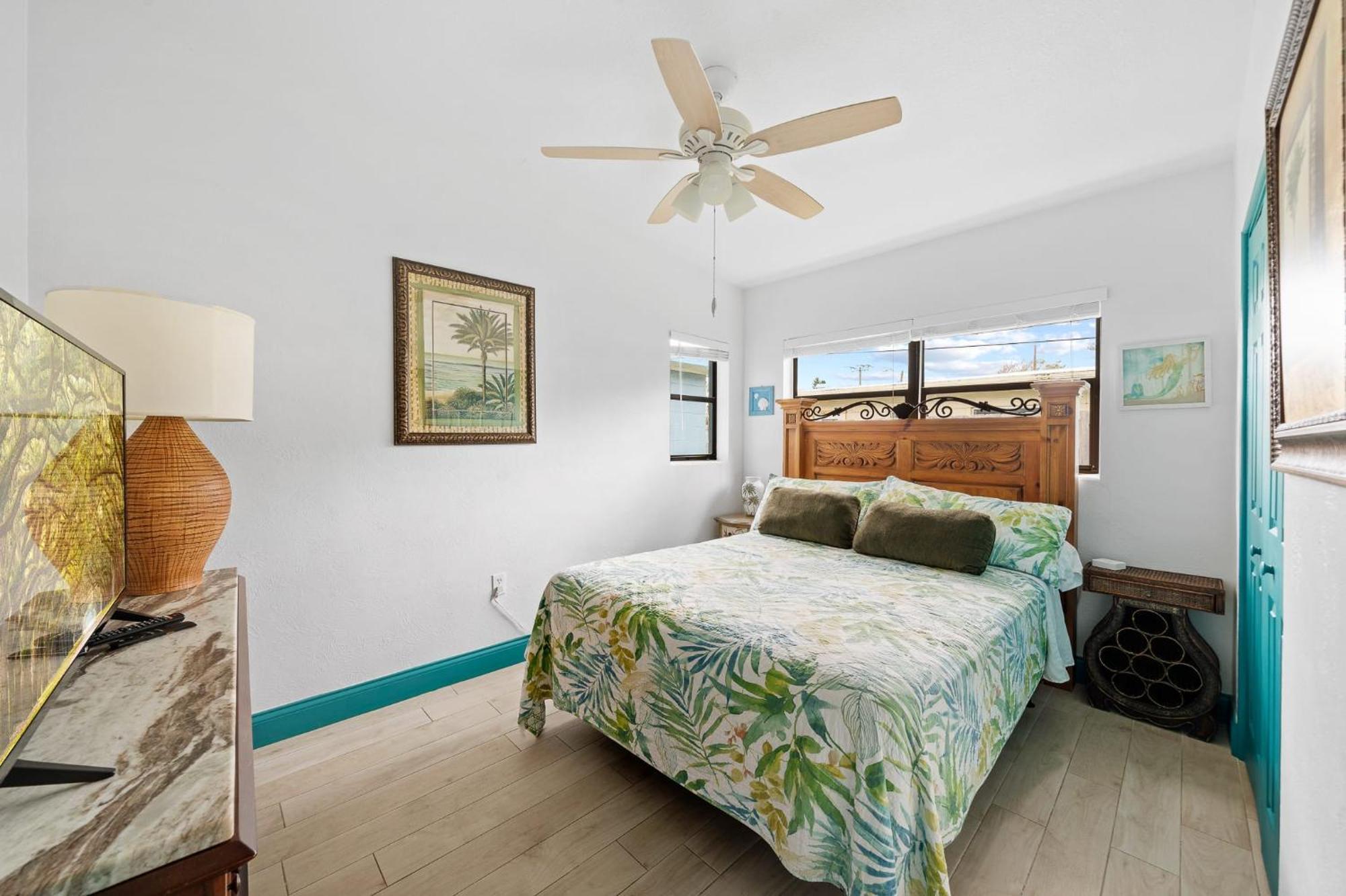 Uptown Cottage - Walk To The Beach And Restaurants Cocoa Beach Exteriör bild