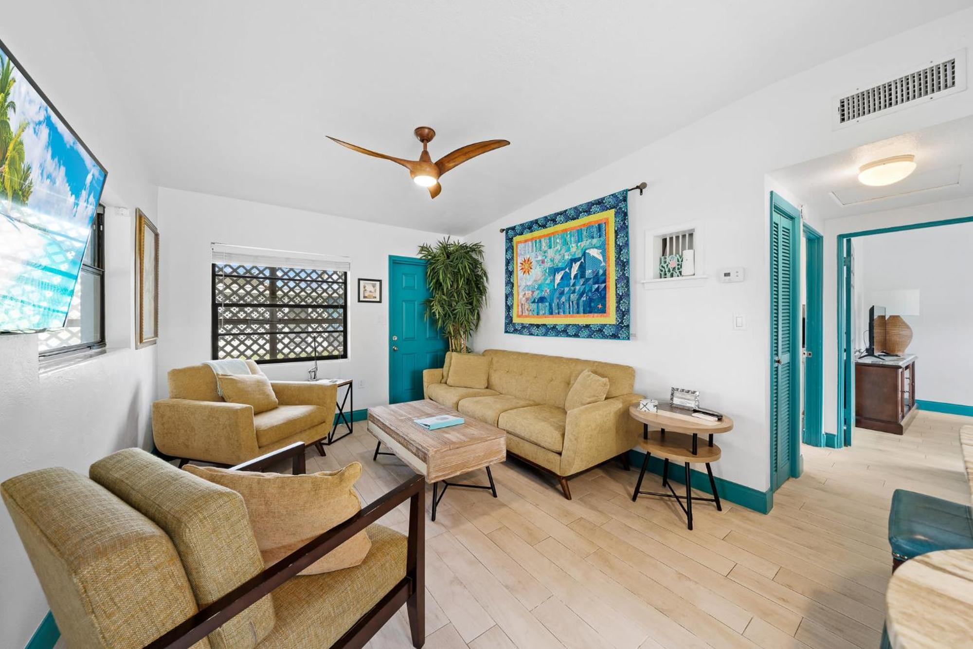 Uptown Cottage - Walk To The Beach And Restaurants Cocoa Beach Exteriör bild